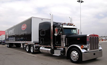 彼得比尔特389+擎天柱现原形(3)