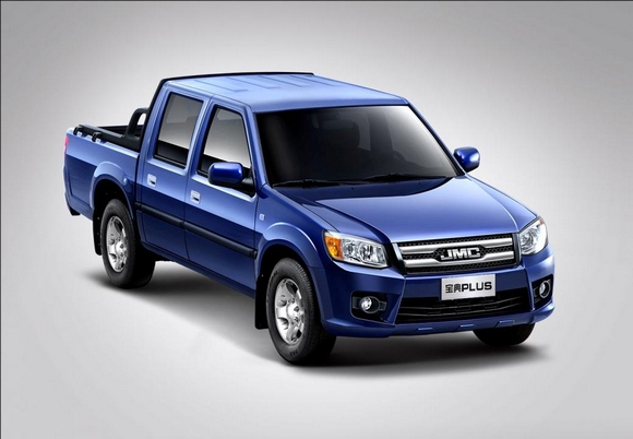 江铃宝典新车即将上市 命名PLUS剑指年轻消费