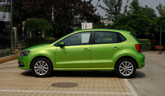 树立小车新标杆 本田飞度对比大众POLO