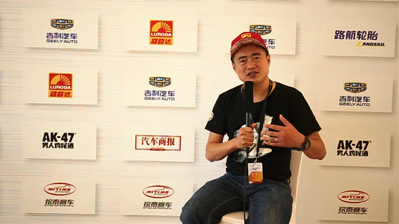 最后,何晶晶顺利夺冠,臧晓东和宋楠楠分获亚军和季军.