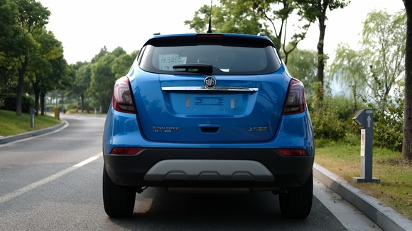 诠释年轻与个性 试驾别克2016款昂科拉