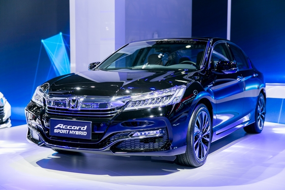 2013年,以第九代雅阁(accord)为开端,广汽本田导入了honda最新