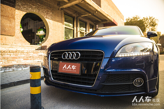 90后斗鱼男主播 在人人车半年换两台跑车-东方